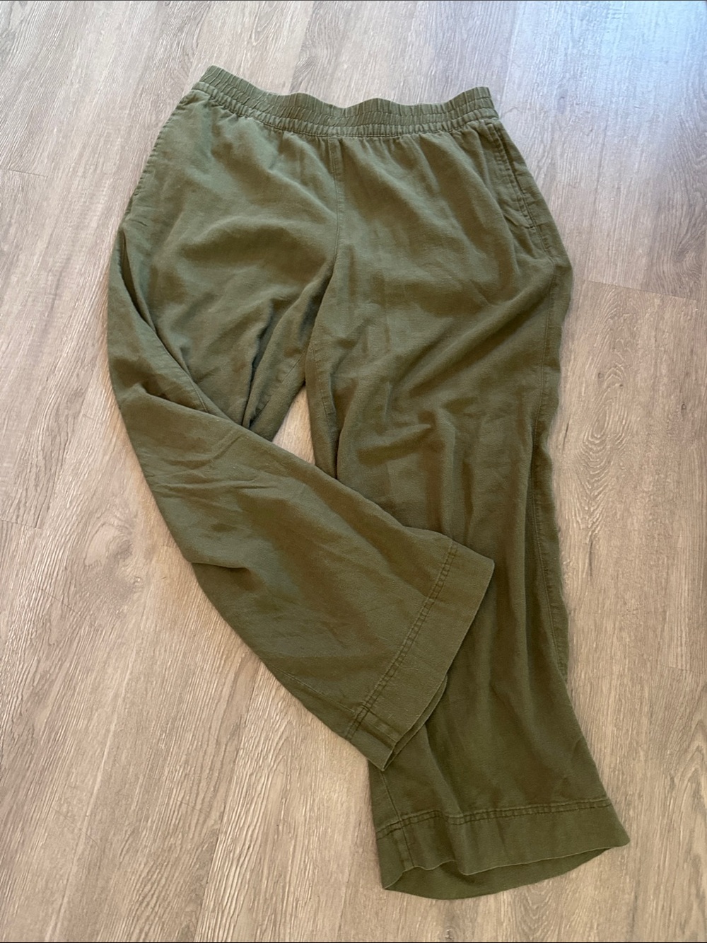 Old Navy Olive Green Wide-Leg Pull-On Pants